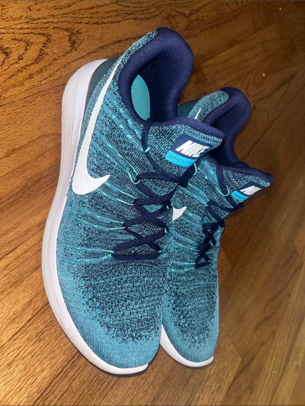 Nike Lunarepic Flyknit 2 Women's Size 10 Running Shoes Blue